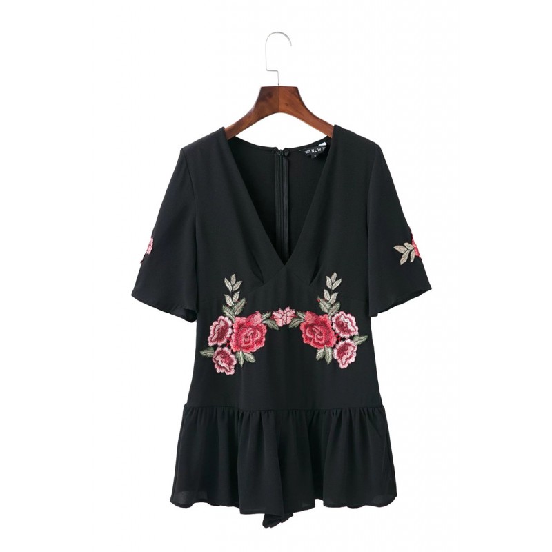 5404 Amazon hot selling V-neck back zipper snow yarn Jumpsuit shorts big red embroidery Jumpsuit